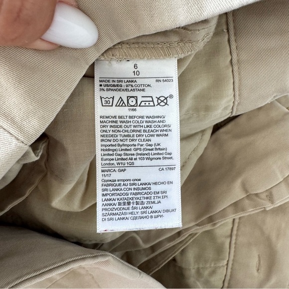 GAP Tan Cropped Ankle Pants with Relaxed Fit size 6 - Picture 7 of 12